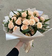 Букет Кремовые розы Латте в Гехах